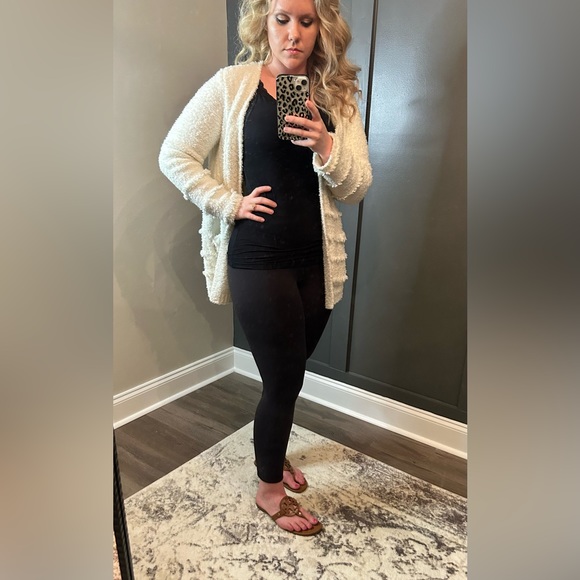 Barefoot Dreams CozyChic Boardwalk Cardigan - Picture 4 of 5